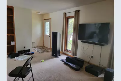 425 Spruce Avenue S, Thief River Falls, MN 56701 - Photo 8