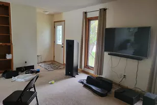 425 Spruce Ave S, Thief River Falls, MN 56701 - Photo 8