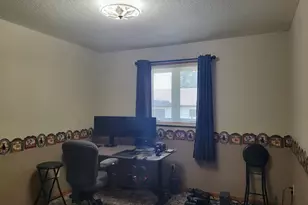 425 Spruce Ave S, Thief River Falls, MN 56701 - Photo 14
