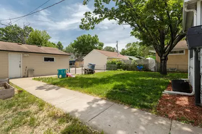 5248 Camden Avenue N, Minneapolis, MN 55430 - Photo 20