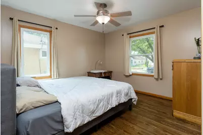 5248 Camden Avenue N, Minneapolis, MN 55430 - Photo 8