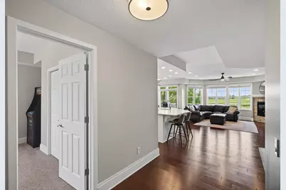 1171 Gallery Lane, Chaska, MN 55318 - Photo 8