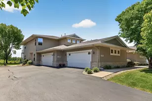 1171 Gallery Ln, Chaska, MN 55318 - Photo 2