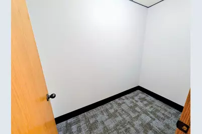 2308 S Broadway Street #2D, Alexandria, MN 56308 - Photo 10