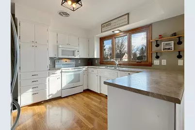 979 S Prairie Avenue, Fairmont, MN 56031 - Photo 14