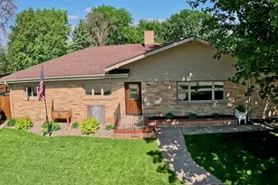 979 S Prairie Ave, Fairmont, MN 56031 - Photo 46