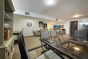 979 S Prairie Ave, Fairmont, MN 56031 - Photo 40