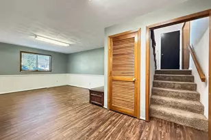 513 E Ciro St, Truman, MN 56088 - Photo 18
