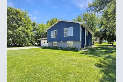513 E Ciro Street, Truman, MN 56088 - Photo 34