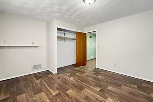 513 E Ciro St, Truman, MN 56088 - Photo 22