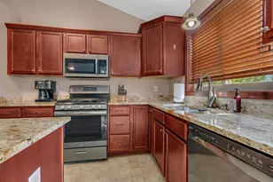 7442 Large Ave NE, Albertville, MN 55301 - Photo 10