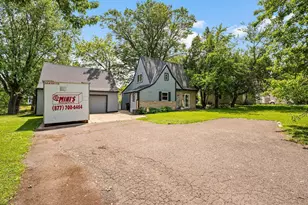 774 Roselawn Ave E, Maplewood, MN 55117 - Photo 14