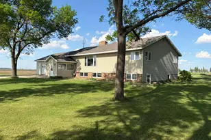 905 Main St N, Renville, MN 56284 - Photo 2