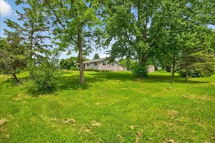8625 Burr Oak Ln, Maple Plain, MN 55359 - Photo 6