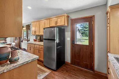 8625 Burr Oak Lane, Maple Plain, MN 55359 - Photo 10