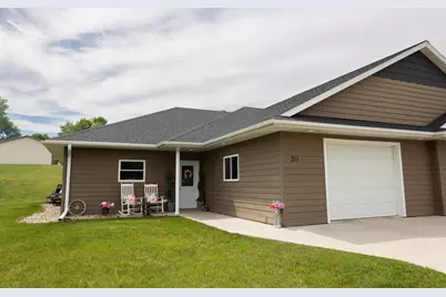 311 Tennessee Avenue, Adrian, MN 56110 - Photo 2