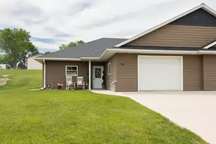 311 Tennessee Ave, Adrian, MN 56110 - Photo 1