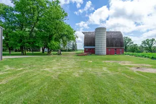 11951 71st Ave SW, Motley, MN 56466 - Photo 18