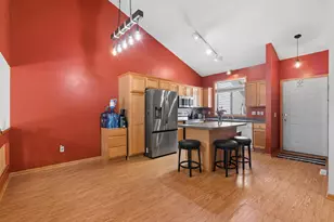 623 35th St W, Hastings, MN 55033 - Photo 4