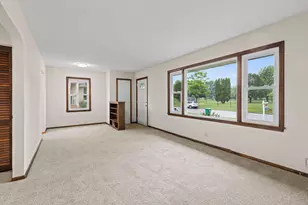 4850 Zane Ave N, Crystal, MN 55429 - Photo 10