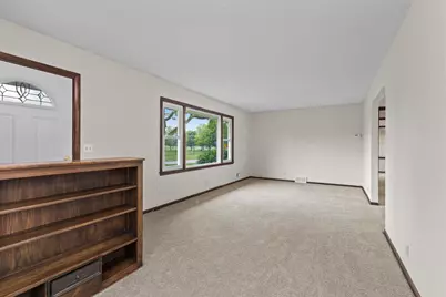 4850 Zane Avenue N, Crystal, MN 55429 - Photo 10