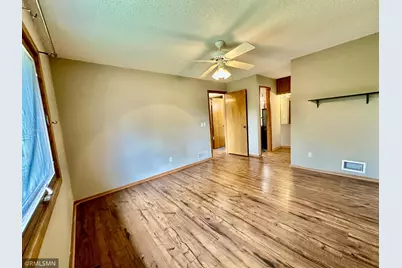 1360 Willow Creek Lane, Shoreview, MN 55126 - Photo 14