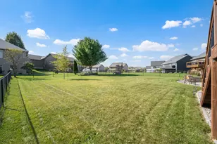 870 Portsmith Dr NW, Rochester, MN 55901 - Photo 28