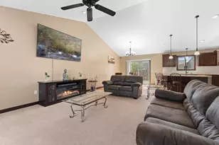 870 Portsmith Dr NW, Rochester, MN 55901 - Photo 4