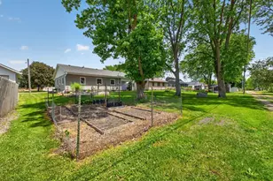 501 2nd St NE, Hayfield, MN 55940 - Photo 28