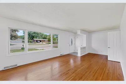 501 2nd Street NE, Hayfield, MN 55940 - Photo 4