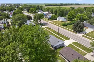 501 2nd St NE, Hayfield, MN 55940 - Photo 16