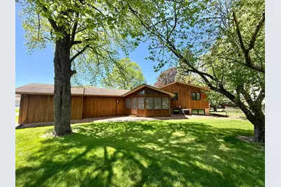 1062 Crestview Drive S, Maplewood, MN 55119 - Photo 4