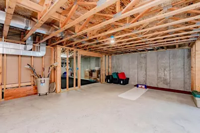 5827 Silverleaf Drive S, Fargo, ND 58104 - Photo 38