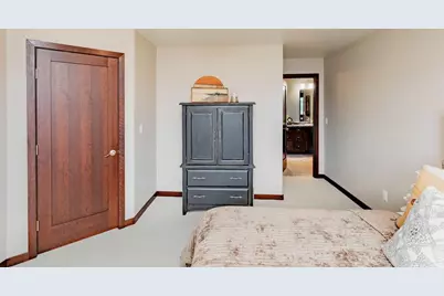 5827 Silverleaf Drive S, Fargo, ND 58104 - Photo 30