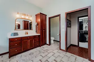 5827 Silverleaf Dr S, Fargo, ND 58104 - Photo 14