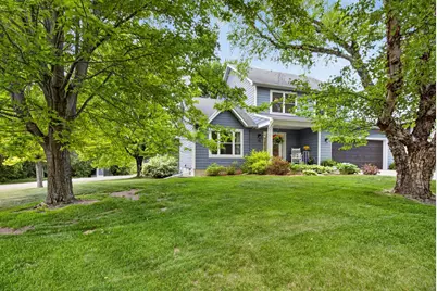711 Sunset Drive, Fergus Falls, MN 56537 - Photo 2