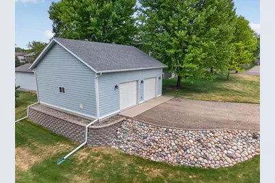 711 Sunset Drive, Fergus Falls, MN 56537 - Photo 12