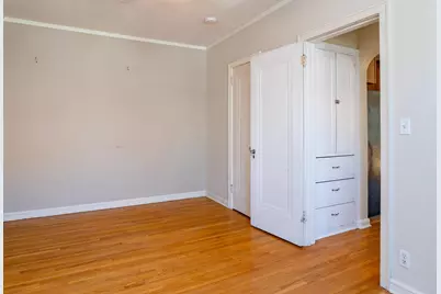 4415 Chowen Avenue S #201, Minneapolis, MN 55410 - Photo 16