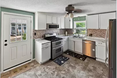 6429 Maple Street, North Branch, MN 55056 - Photo 18