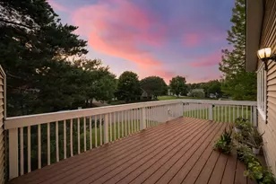 4664 Ridge Cliff Dr, Eagan, MN 55122 - Photo 10