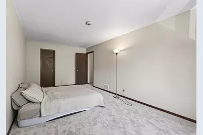 4664 Ridge Cliff Drive, Eagan, MN 55122 - Photo 22
