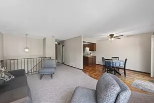 4664 Ridge Cliff Dr, Eagan, MN 55122 - Photo 16