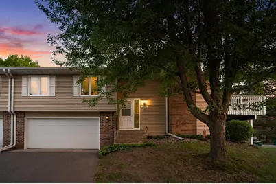 4664 Ridge Cliff Drive, Eagan, MN 55122 - Photo 2