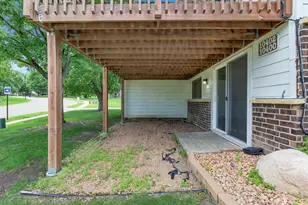 10400 Decatur Ave S, Bloomington, MN 55438 - Photo 34