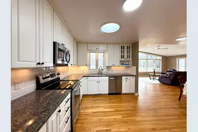 2211 Lenwood Drive SW, Rochester, MN 55902 - Photo 16
