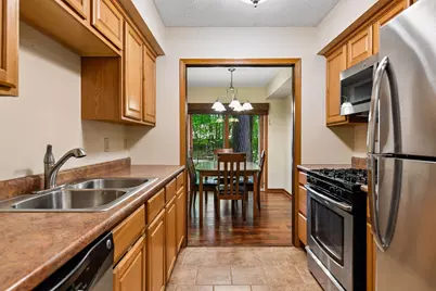 8823 Basswood Road, Eden Prairie, MN 55344 - Photo 14