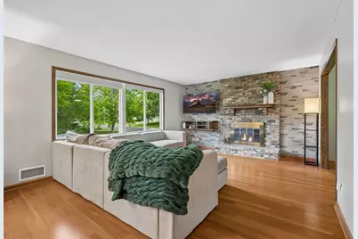 5900 Saint Johns Avenue, Edina, MN 55424 - Photo 4