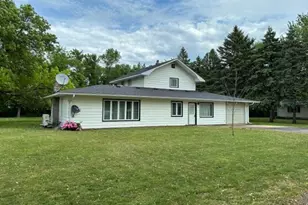 1121 W 6th St, Graceville, MN 56240 - Photo 1