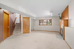 10283 Lee Dr, Eden Prairie, MN 55347 - Photo 20