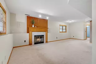 10283 Lee Dr, Eden Prairie, MN 55347 - Photo 22